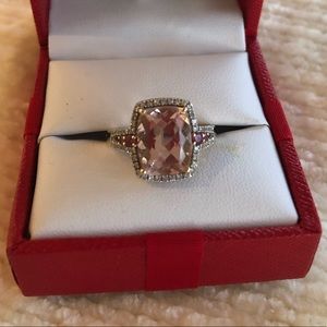 14 Kt Gold Morganite and Diamond Ring